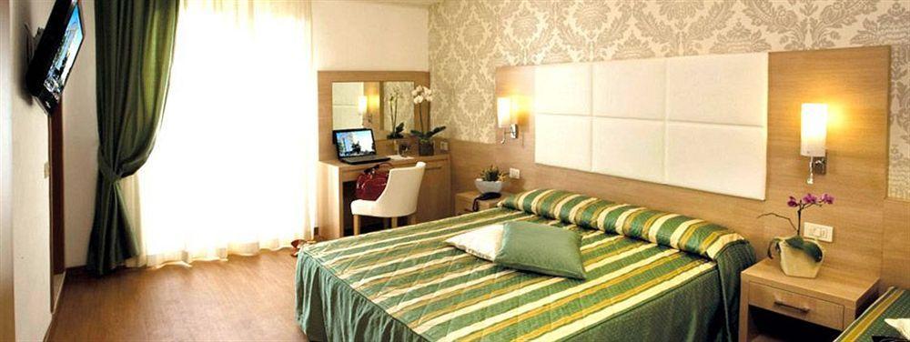 Hotel Michelangelo 贝拉里亚-伊贾马里纳 外观 照片